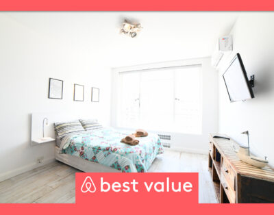 2 Guests | 12F | Central