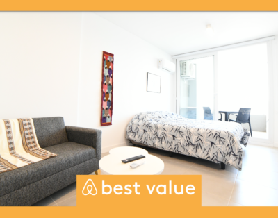 4 Guests | C8B | Palermo